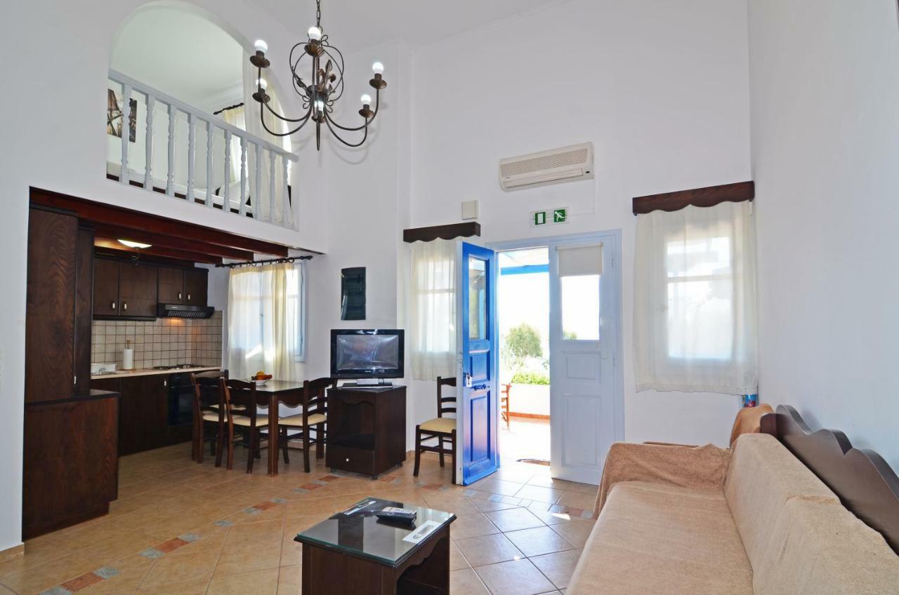 Nikos Sea View Apartments Adamantas  Екстериор снимка