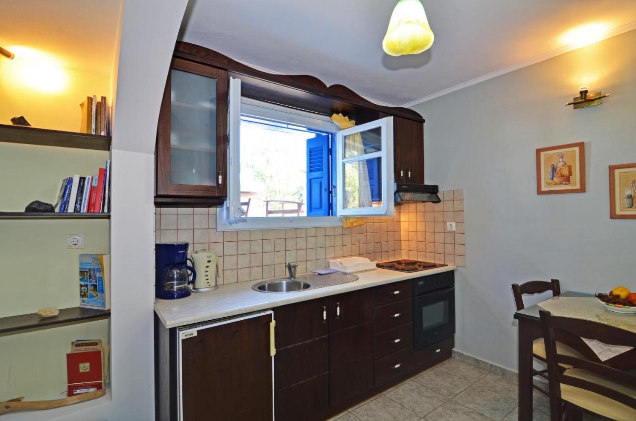 Nikos Sea View Apartments Adamantas  Екстериор снимка